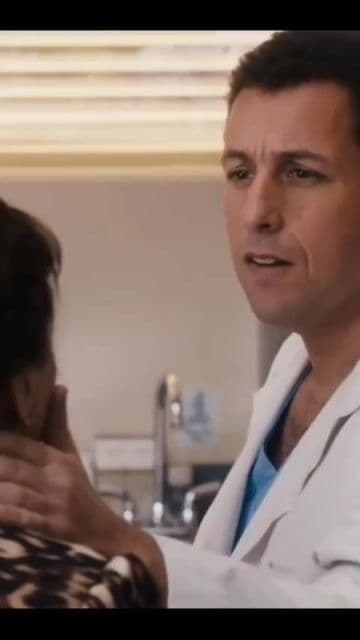 “Ceja gancho…” esta película promete hacerte llorar de la risa sin parar🤣