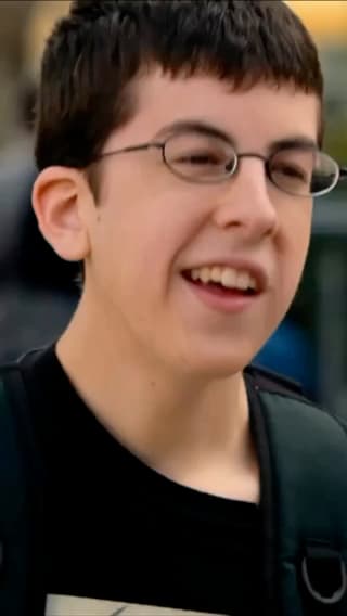 Name a more iconic character 😂 Christopher Mintz-Plasse got the role of McLovin in Superbad partly because Jonah Hill couldn’t stand him. During his audition, Hill reportedly found Mintz-Plasse genuinely annoying, which was exactly the kind of energy the filmmakers wanted for Fogell.