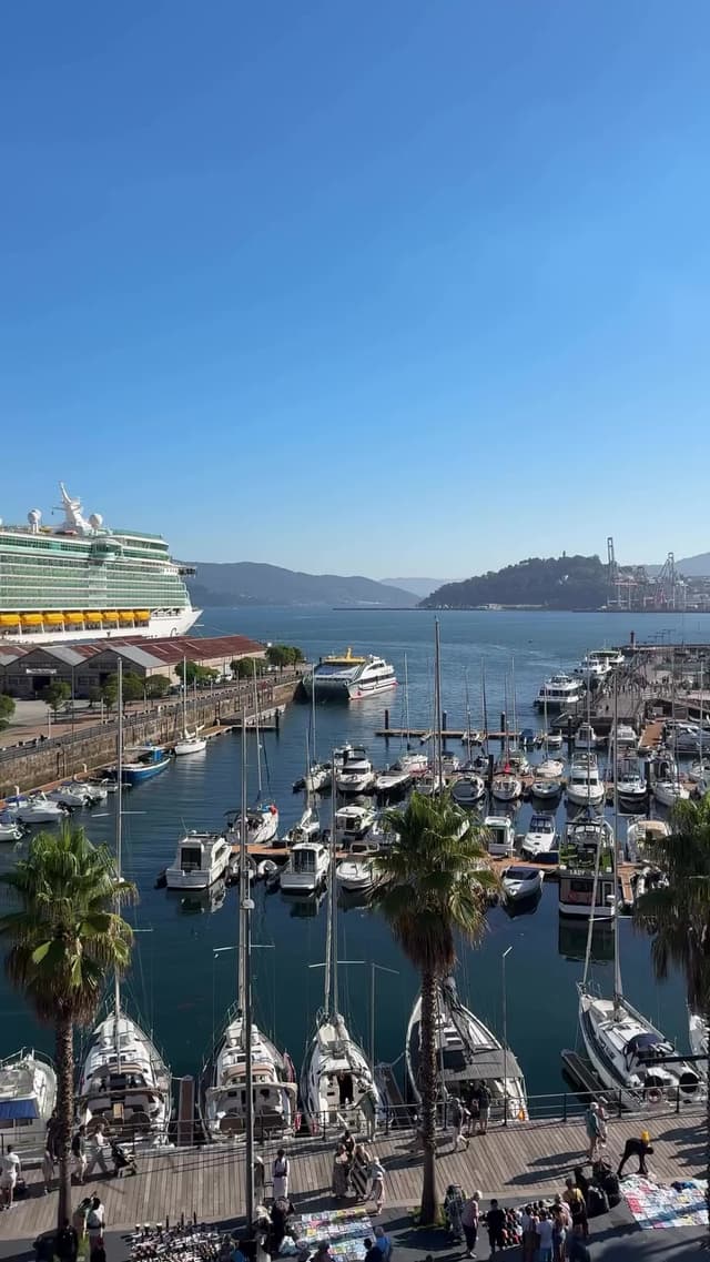 Triple escala de cruceros en Vigo este miércoles