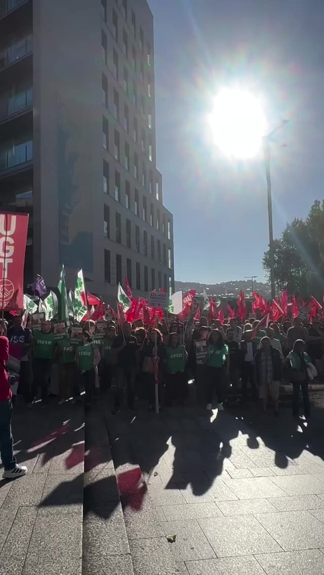 Huelga enseñanza concertada Vigo 2026: protesta en la Xunta