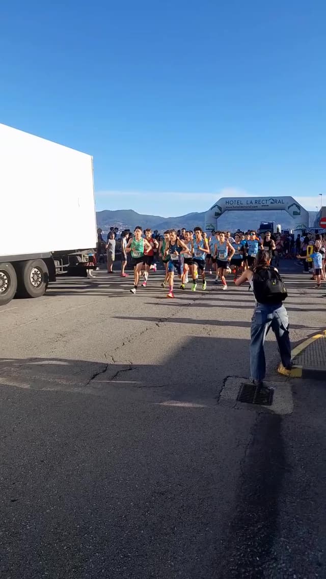 5k una carrera por Mauri en el Puerto de Vigo