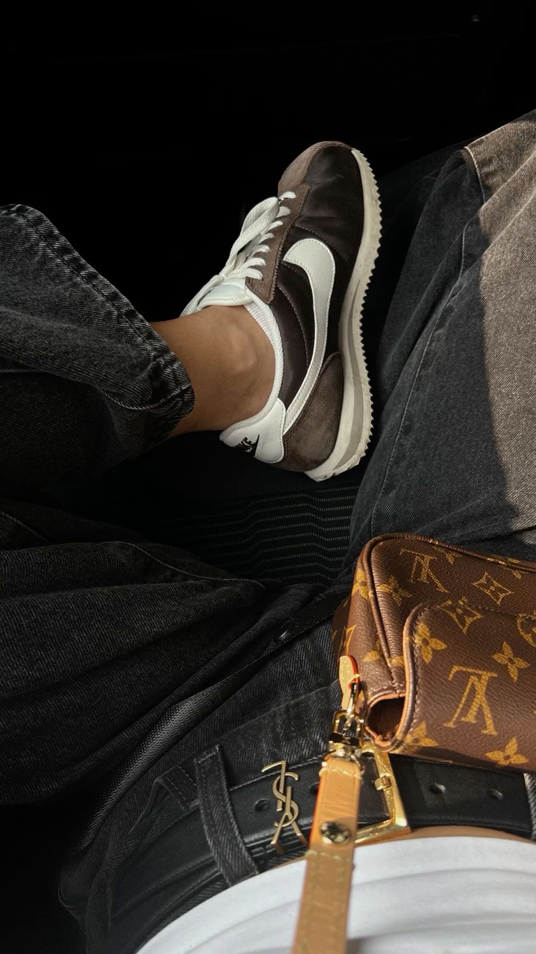 Social Nike cortez marrón